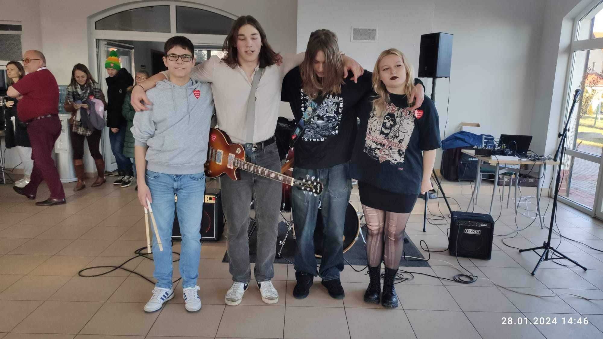 WOŚP - koncert zespołu rockowego we wrocławskich Iwinach - 28.01.2024